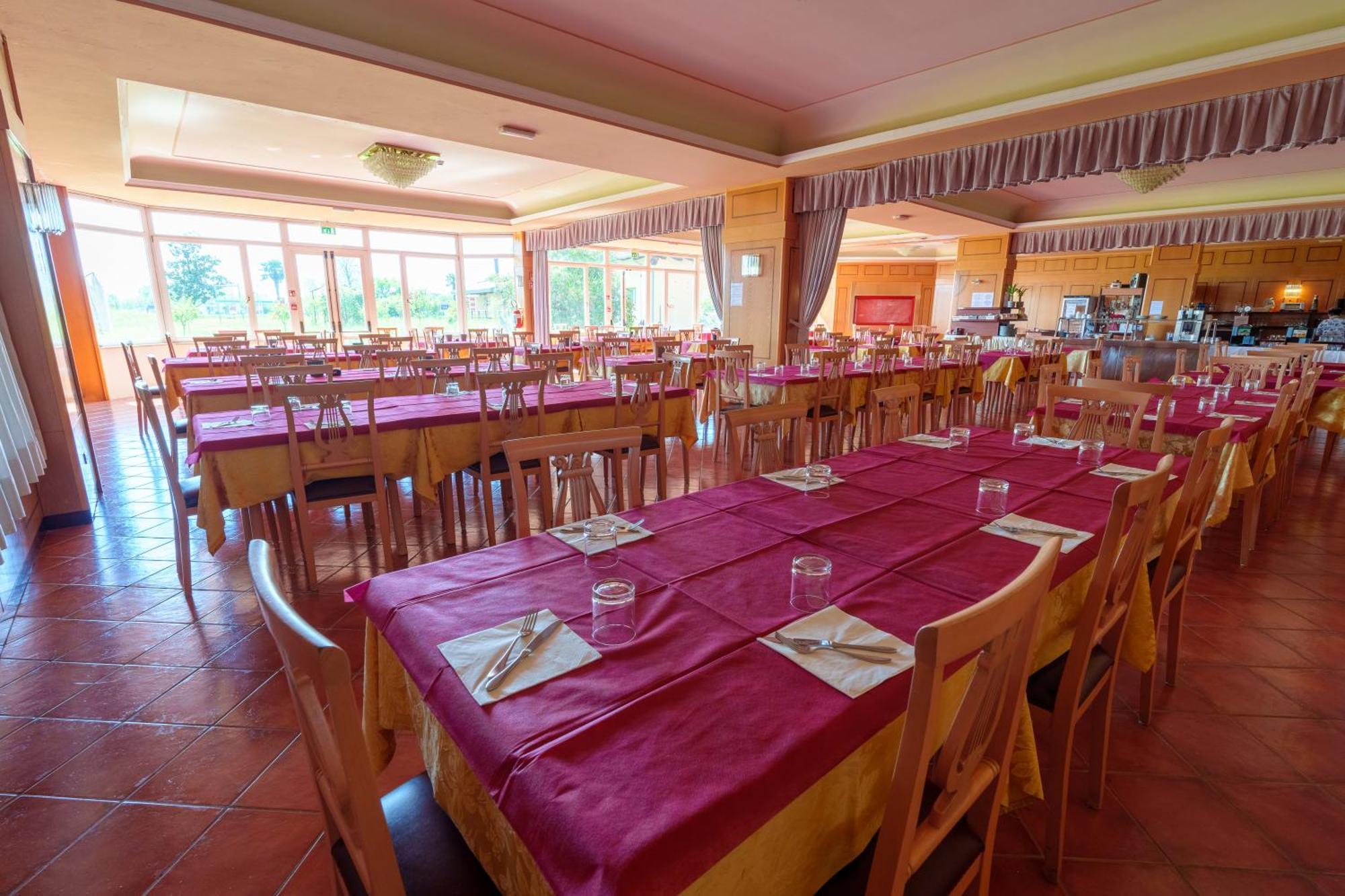 צ'רווינאנו דל פריולי Hotel Villa Strassoldo "Ex Attianese Hotel Restaurant" מראה חיצוני תמונה